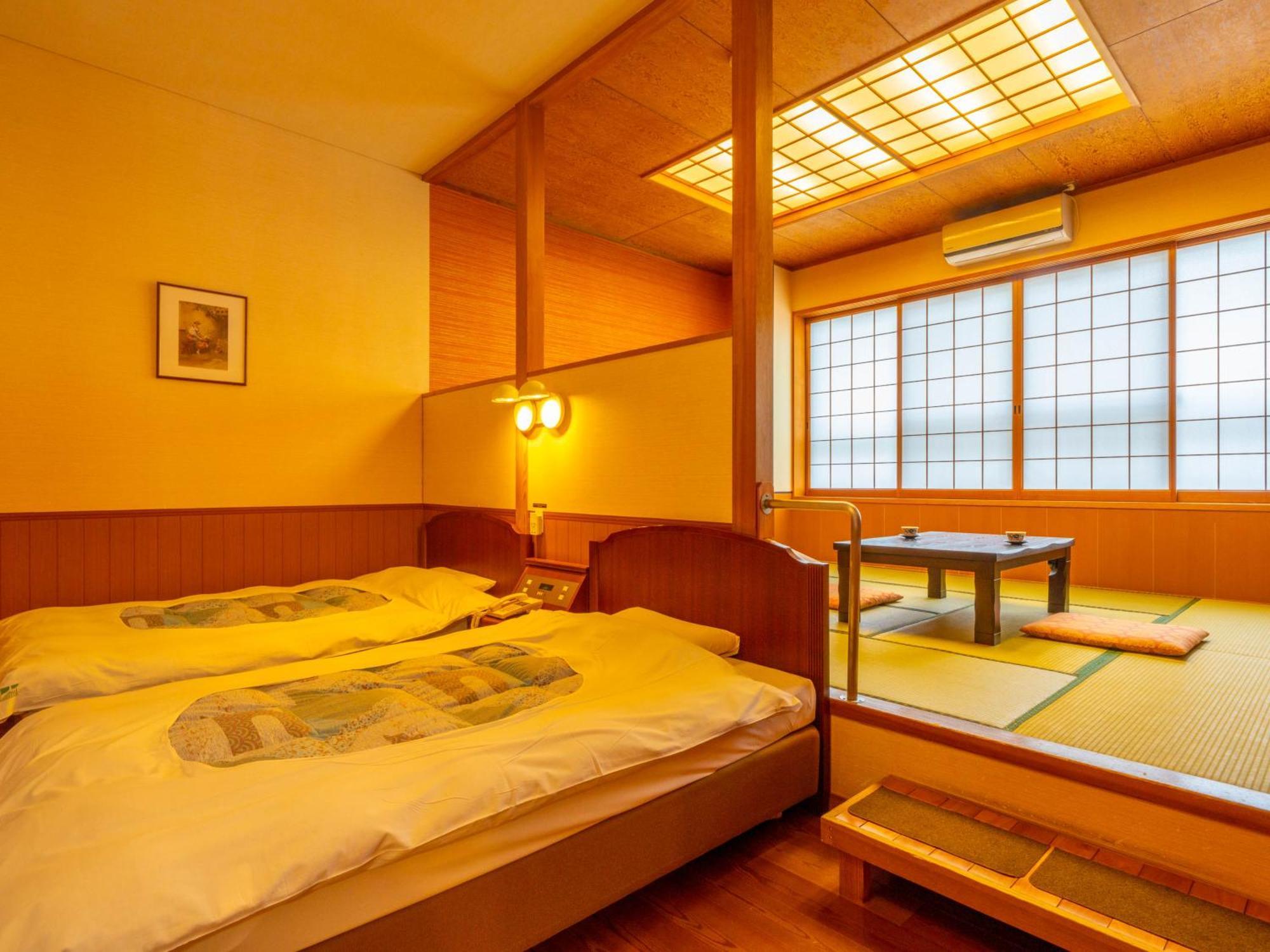 Hotel Yawaragi-No-Sato Yadoya Yufu Habitación foto
